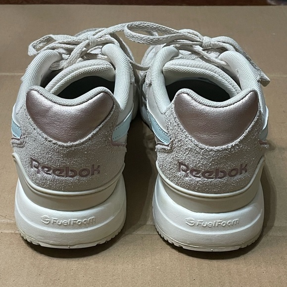 Reebok Women's GL1000 Running Shoes Chaulk‎ Mist Rose  Womens' Size 8.5 - Picture 3 of 9